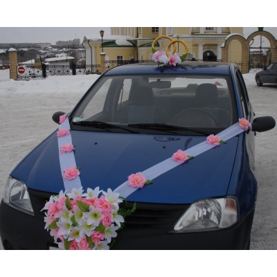 Кольца на основе +украш.на радиатор +2 ленты +4 украш.на ручки (Ø25см) с ЛИЛИЕЙ. Белый-розовый