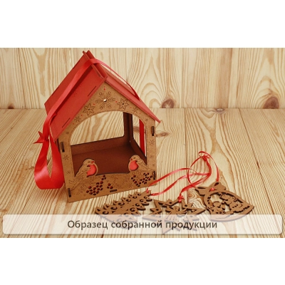 Кормушка для птиц Снегири + набор ёлочных украшений 3 шт. (16,5*15*20,5) МДФ 3мм, окрашен. морилкой, оформл., Дуб-красный, 1 шт. БЕЗ СБОРКИ