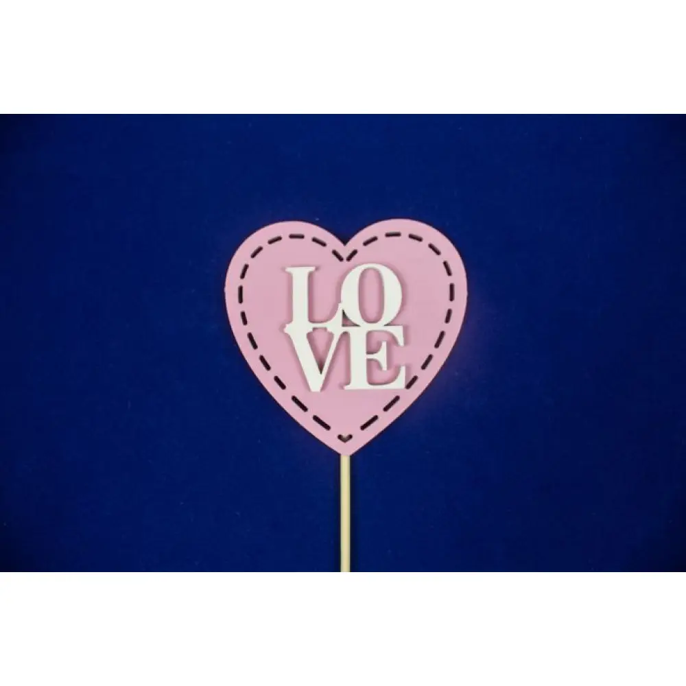 Топпер-сердечко "LOVE" (шир.8см;выс.7,5см) МДФ 3мм, окрашен., оформл., на шпажке, Розовый-белый, 1 шт. — Интернет-магазин подарочной упаковки и сувениров «Канышевы» Топпер-сердечко "LOVE" (шир.8см;выс.7,5см) МДФ 3мм, окрашен., оформл., на шпажке, Розовый-белый, 1 шт.