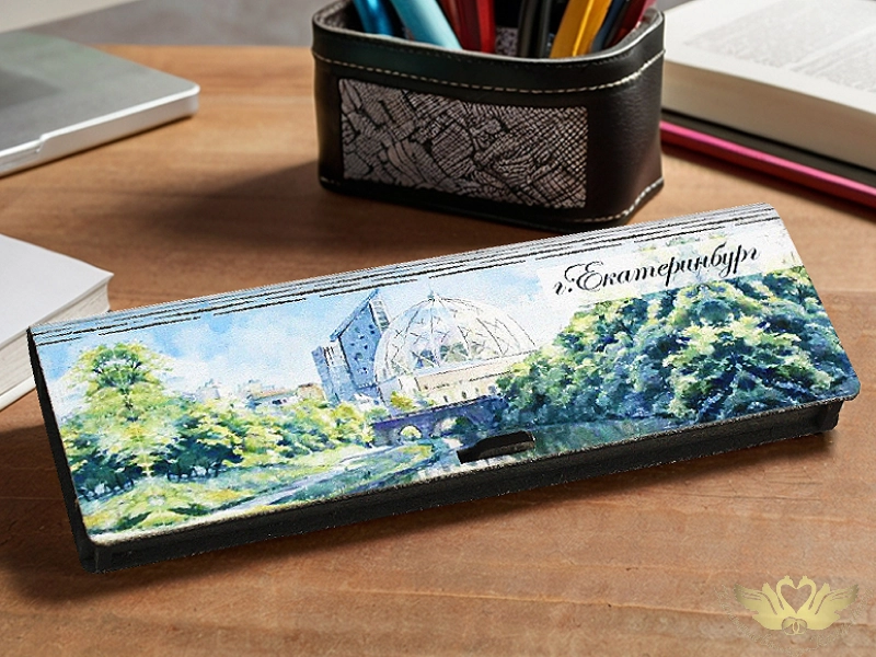 Подарочная ручка в футляре "г.Екатеринбург". 1 шт. Подарочная ручка в футляре "г.Екатеринбург". 1 шт.