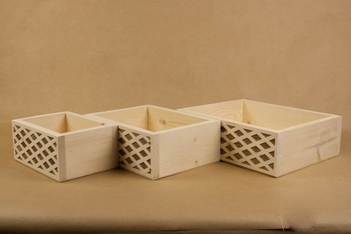 Набор ящиков с гравировкой №3,(30*24*9; 25*19*9; 20*14*9) Фанера 3мм, дерево, неокраш., набор 3шт Набор ящиков с гравировкой №3,(30*24*9; 25*19*9; 20*14*9) Фанера 3мм, дерево, неокраш., набор 3шт