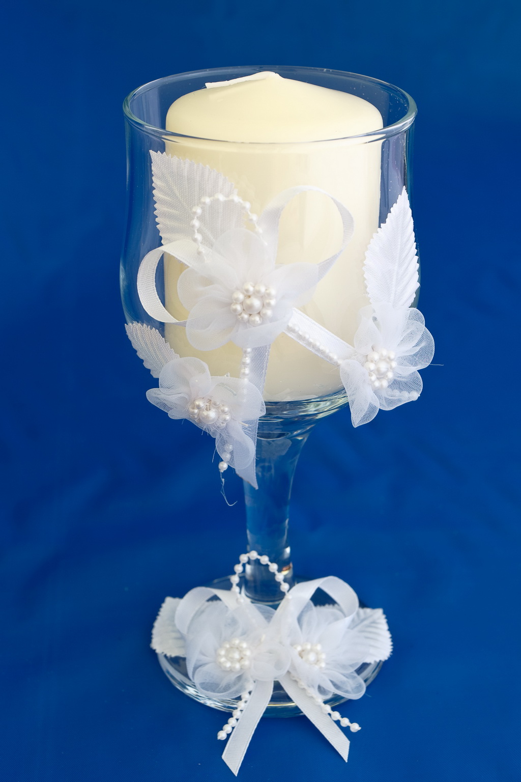 Семейный очаг №1"Классика" свеча (Ǿ5.5см;выс.7.5см) в бокале (Ǿ8см;выс.17см) Белый-белый Семейный очаг №1"Классика" свеча (Ǿ5.5см;выс.7.5см) в бокале (Ǿ8см;выс.17см) Белый-белый