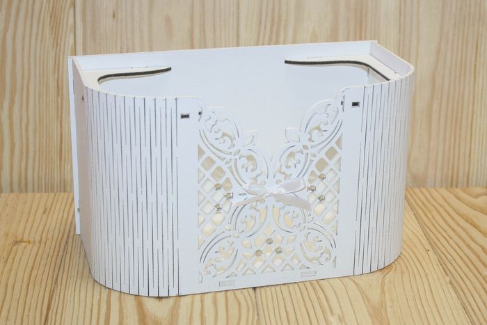 Корзинка для шампанского "Ажурная" (22,5*11*13) МДФ 3мм, окрашен., оформл., Белый-белый, 1 шт. Корзинка для шампанского "Ажурная" (22,5*11*13) МДФ 3мм, окрашен., оформл., Белый-белый, 1 шт.