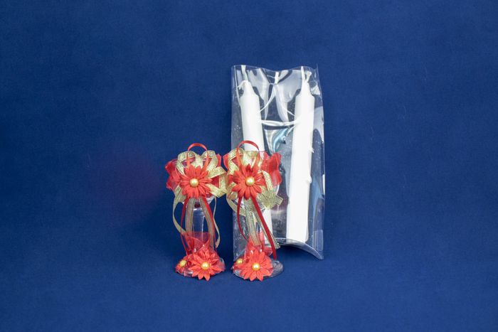 2 свечи молодоженам Семейная идилия : свечи (Ǿ2см;выс.19см) в рюмке (Ǿ4см;выс.11см) Красный-золото 2 свечи молодоженам Семейная идилия : свечи (Ǿ2см;выс.19см) в рюмке (Ǿ4см;выс.11см) Красный-золото