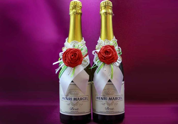 Украшение на шампанское "Романтическое лето" (шир.14см; выс.16см.) Лента атл., кружево, оформл., Белый-красный, Уп-2 шт.