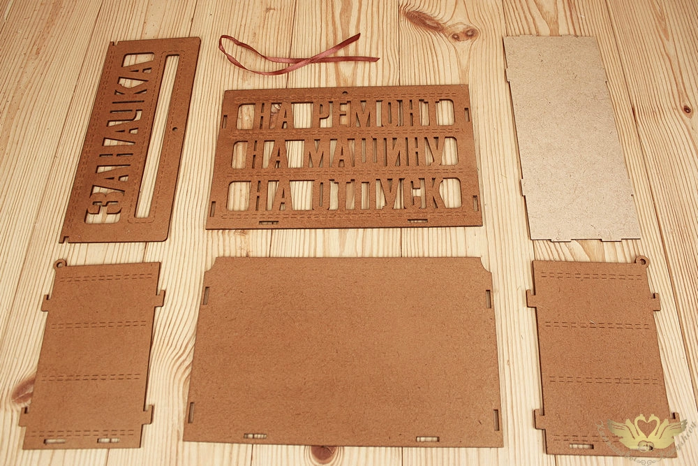 Семейный банк "Заначка" (27,5*12,5*19) МДФ 3мм, окрашен. морилкой, оформл., Дуб, 1 шт. БЕЗ СБОРКИ