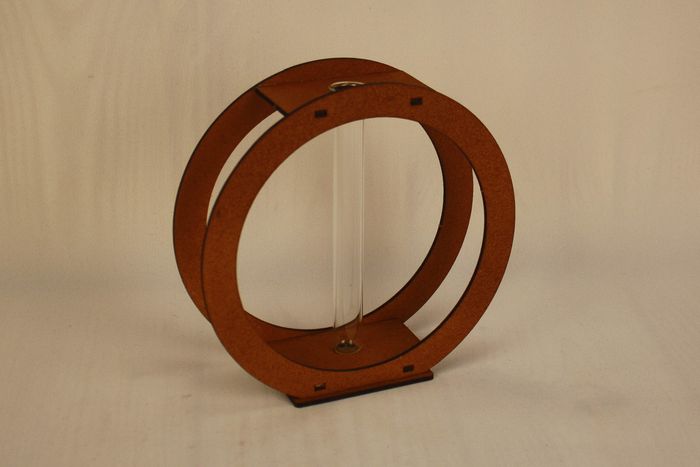 Колба для цветов в подставке круглой (5,2*17*16,5) МДФ , окрашен. морилкой, Мокко, 1 шт.