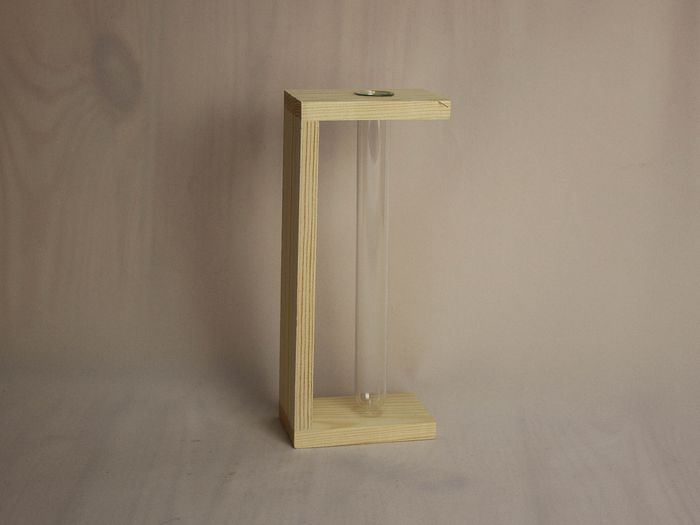 Колба для цветов в подставке деревянной, на 1 шт. (9*6*21) Дерево, неокраш. 1 шт.