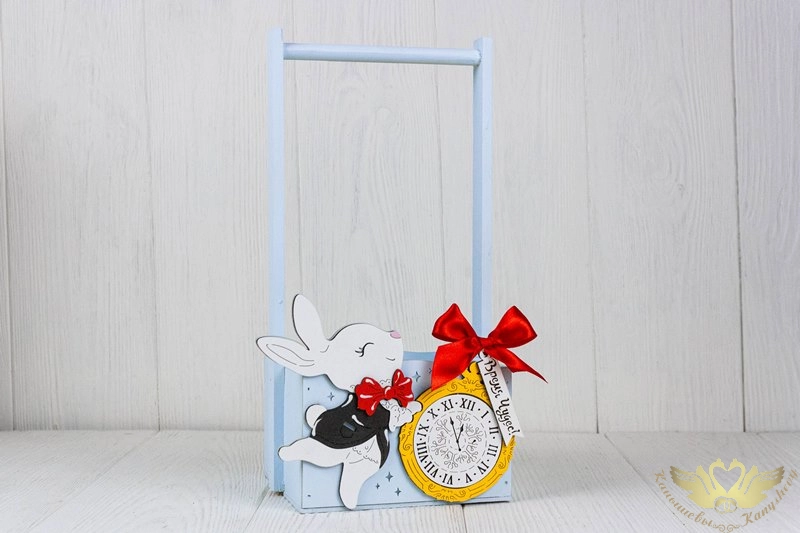 Ящик деревянный "Время чудес!" с зайкой (16,5*15*33) Дерево, МДФ, окрашен., оформл., Голубой пастель, 1шт. Ящик деревянный "Время чудес!" с зайкой (16,5*15*33) Дерево, МДФ, окрашен., оформл., Голубой пастель, 1шт.