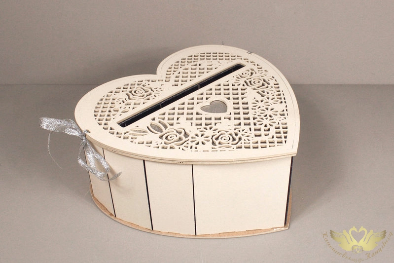 Семейный банк "Сердце" (23*21,5*10) МДФ 3мм, окрашен., оформл., Айвори-серебро, 1 шт.