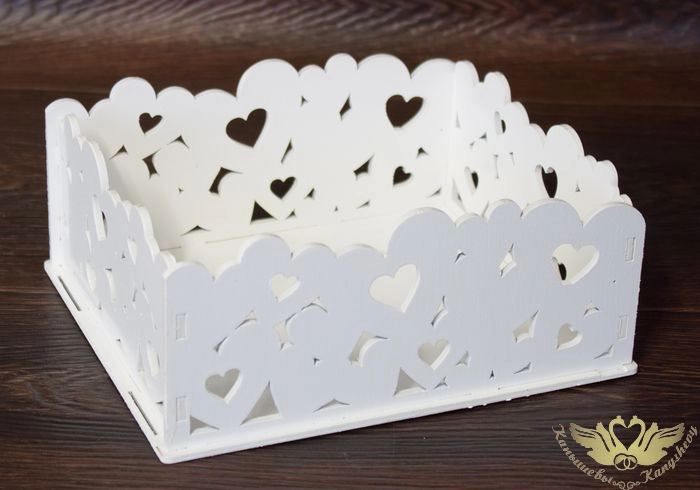 Подарочная упаковка с сердцами (17,5*15*8) Белый, 1 шт.