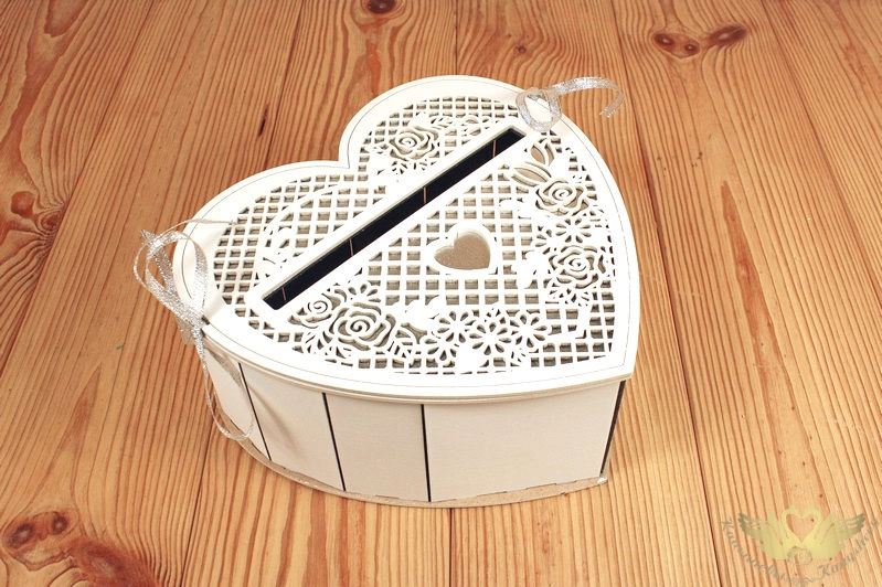 Семейный банк "Сердце" (23*21,5*10) МДФ 3мм, окрашен., оформл., Белый-серебро, 1 шт.