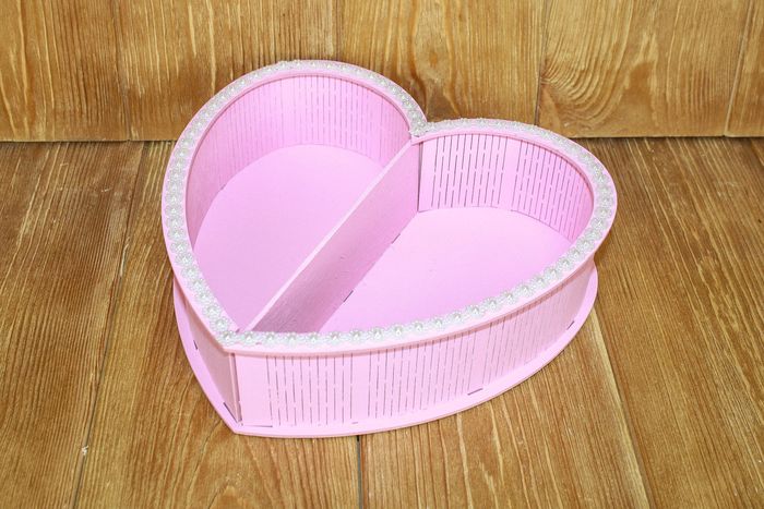 Подарочная упаковка "Сердце" (24*25*6,5) МДФ 3мм, окрашен., оформл., Розовый-белый, 1 шт.