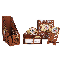 Канцелярские наборы и карандашницы