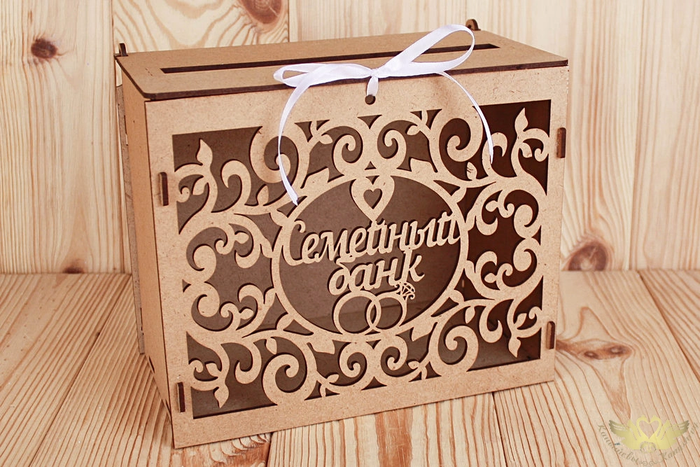 Семейный банк с вензелями (24*14*20) МДФ 3мм, окрашен. морилкой, оформл., Орех, 1 шт.